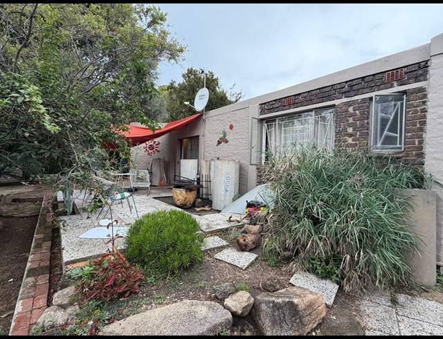 2 BEDROOM HOUSE FOR SALE IN FERNDALE